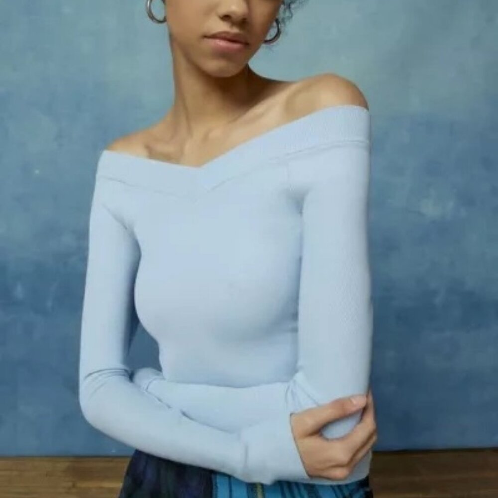 BDG Shannen Off-The-Shoulder Long Sleeve Tee Size XS Baby Blue NWOT UO